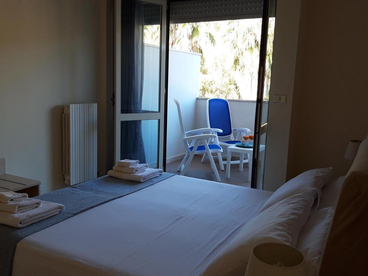 Le Barchette Villa San Cataldo  Eksteriør billede