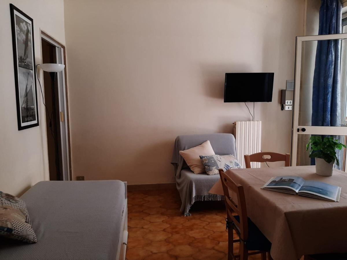 Le Barchette Villa San Cataldo  Eksteriør billede